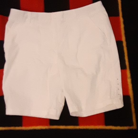 COPY - Oakley shorts - Picture 1 of 4